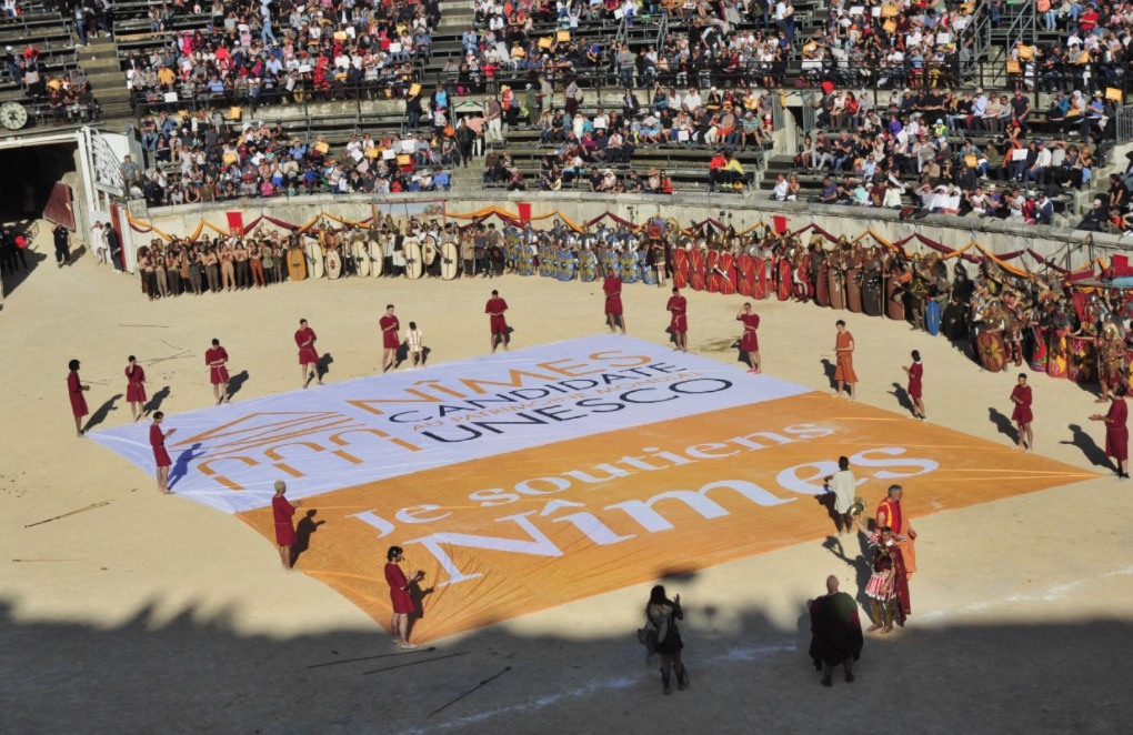 unesco-soutien-arenes-nimes