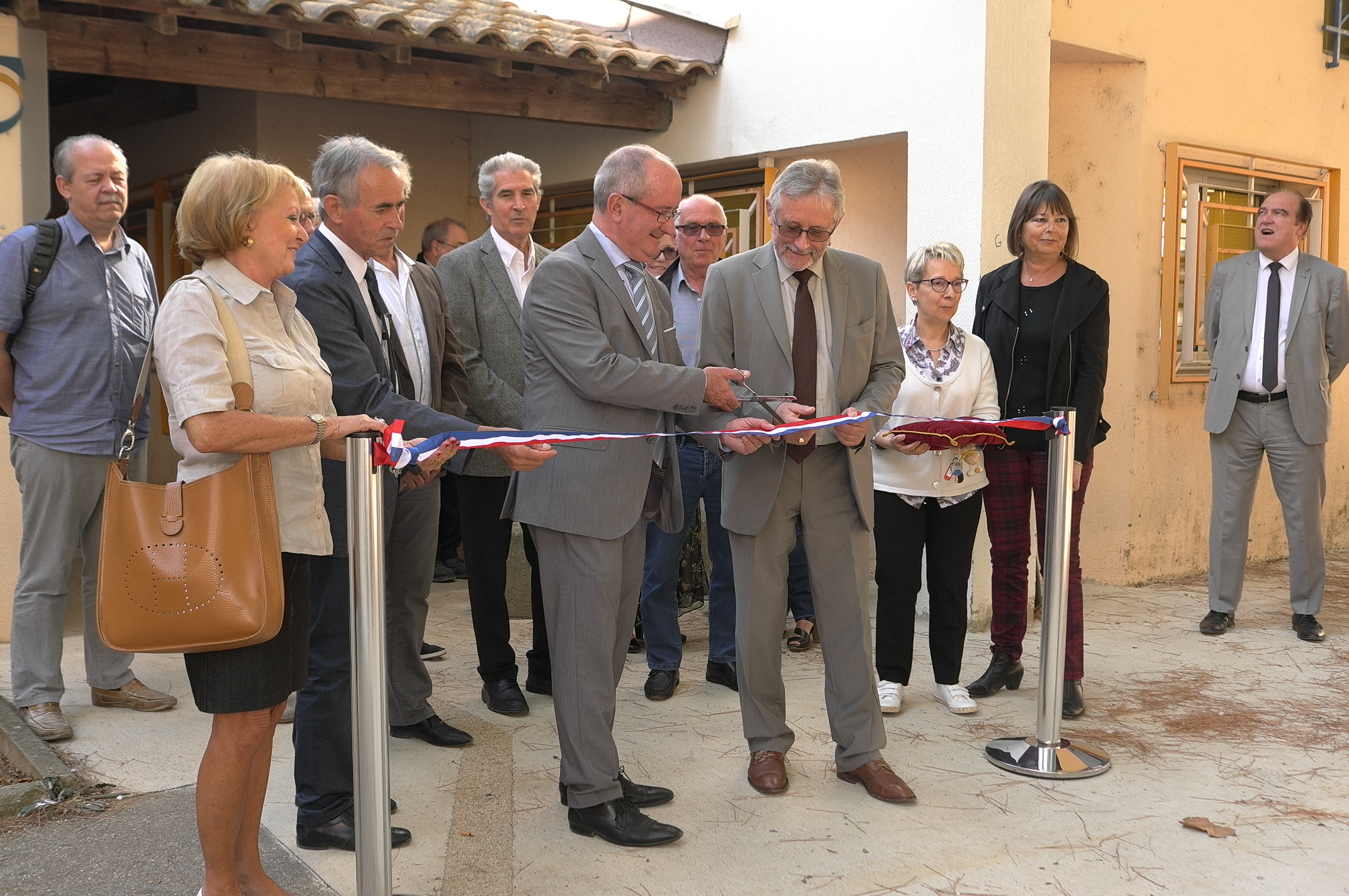 vauvert-tresorerie-inauguration-10