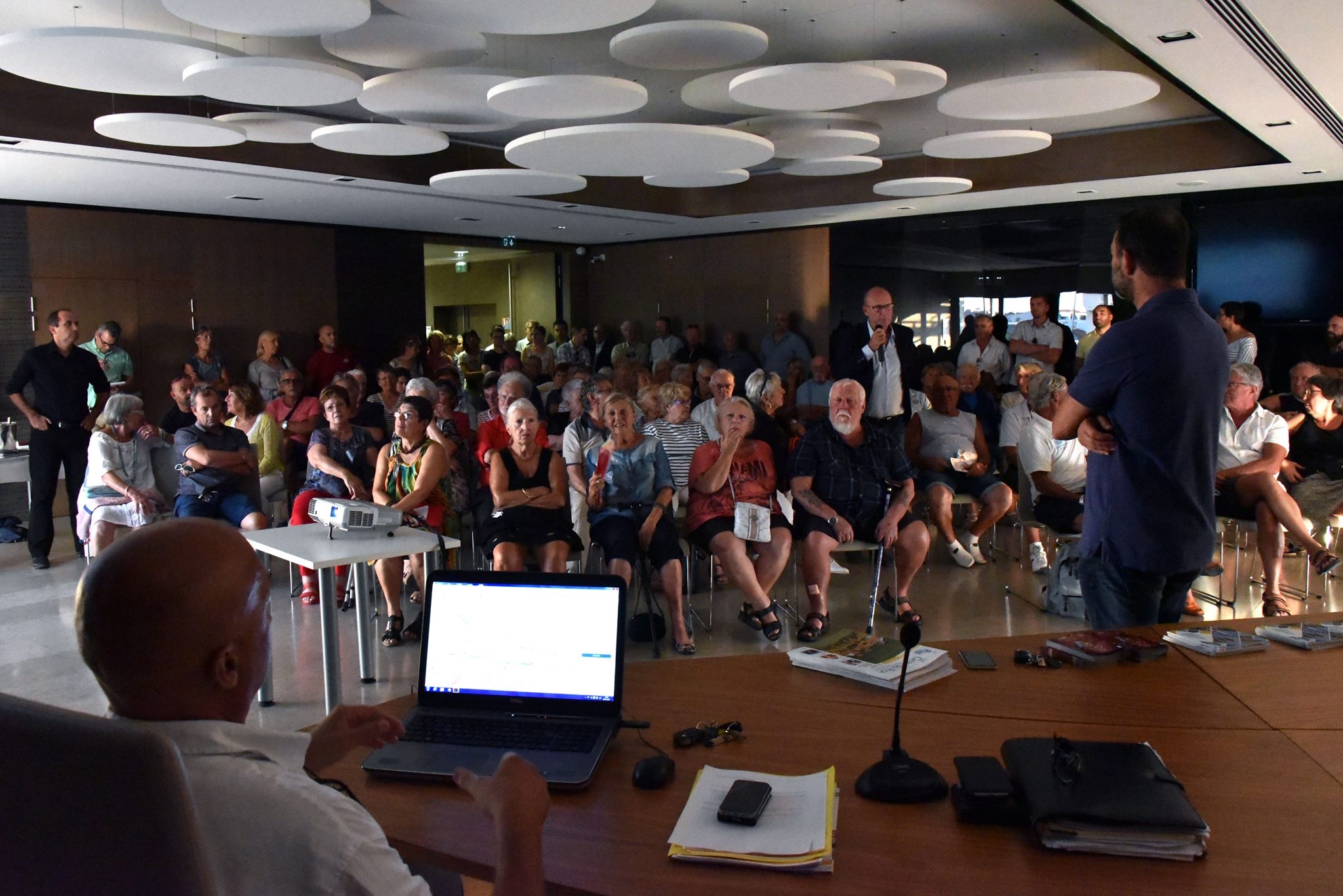 gdr-reunion-publique-esplanade-mer