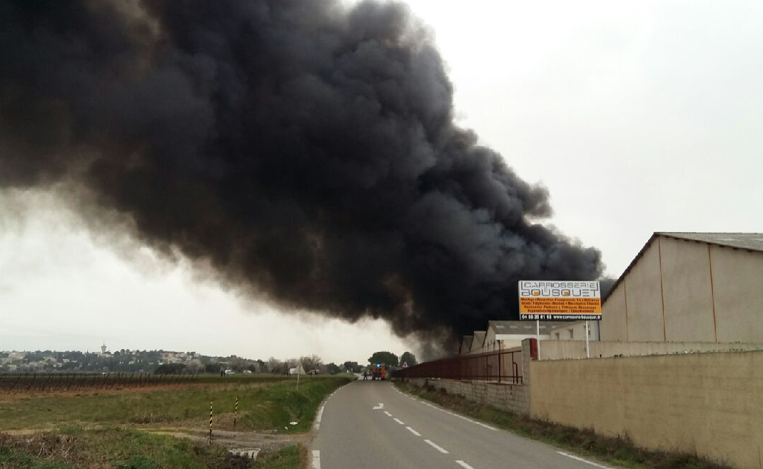 feu-codognan-zone-industrielle
