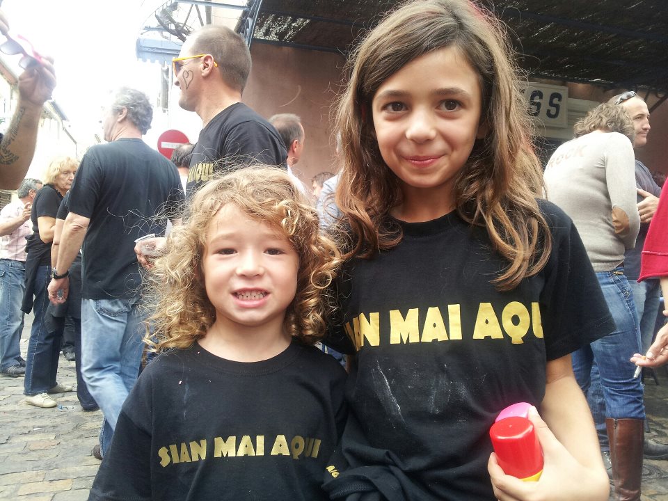 Sian Mai Aqui "Nous sommes ici"